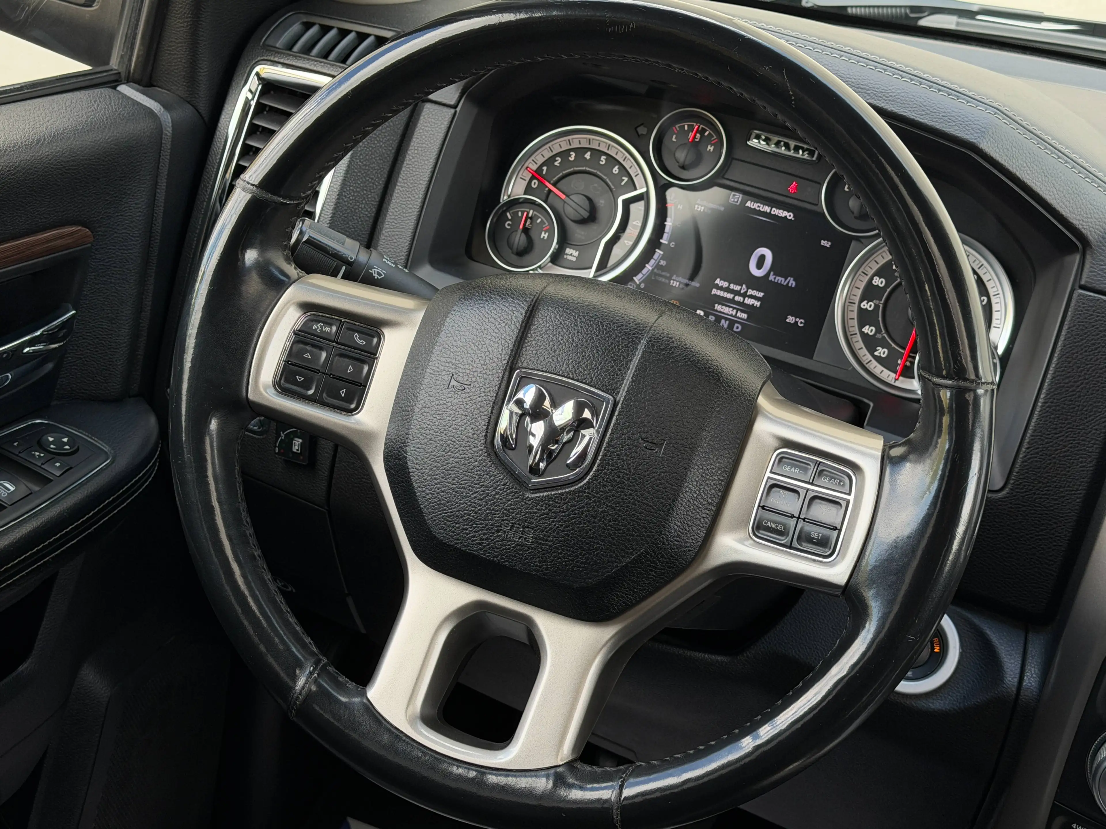 Dodge RAM 1500/5.7 HEMI/LARAMIE/FULL OPTION/LPG/UTILITAIRE/GARANTIE 12 MOIS// — photo 7