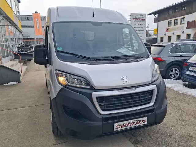 Peugeot Boxer 333 L2H2 Pro Avantage Edition BlueHDi 130 Stop