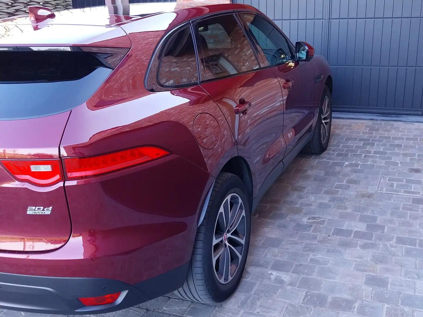Jaguar F-Pace F-Pace+2.0+D+Portfolio Rouge - 1