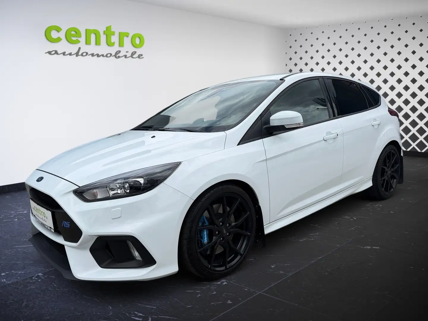 Ford Focus RS Weiß - 2
