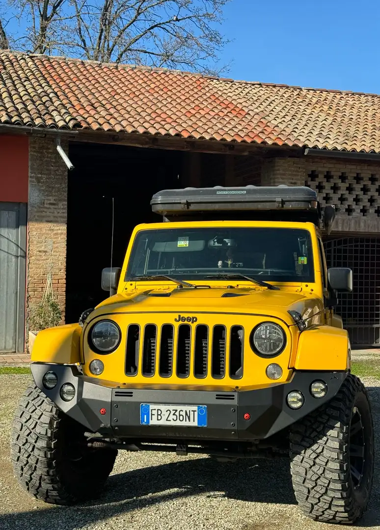 Jeep Wrangler Wrangler Unlimited 2.8 crd Sahara Giallo - 1