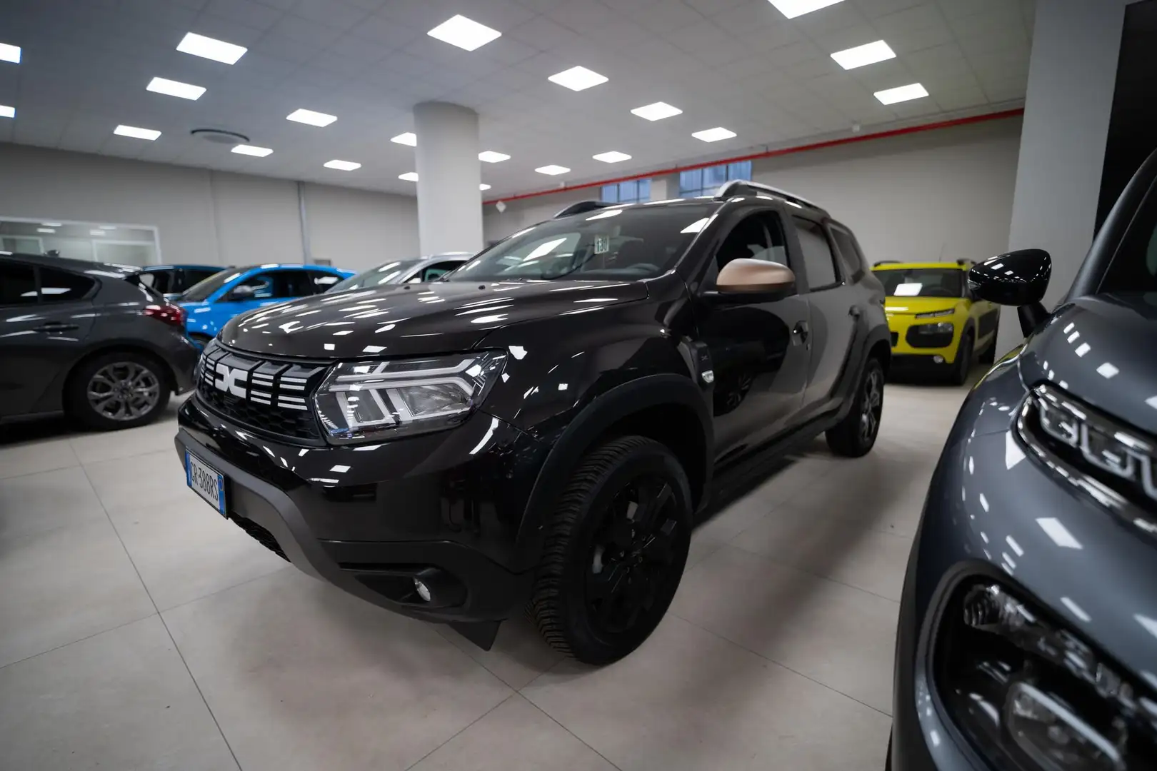 Dacia Duster 1.0 tce Extreme Gpl 4x2 100cv - 1