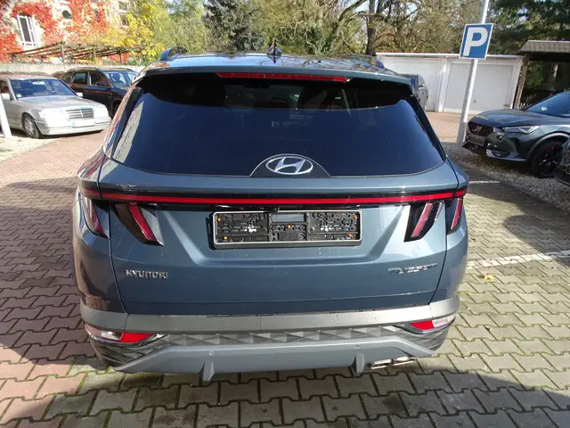 Hyundai Tucson view 4