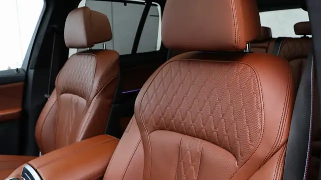 BMW X5 view 22