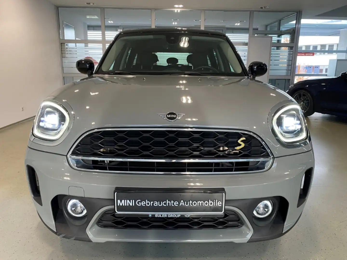 MINI Cooper SE Countryman ALL4 Navi LED Rückfahrkamera Tempomat Grau - 2