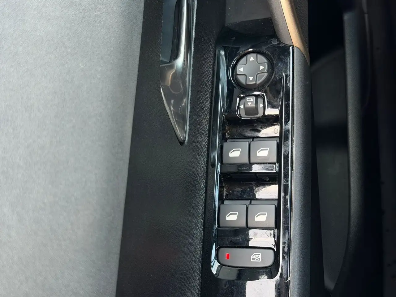 Lancia Ypsilon 2025 — фото 22