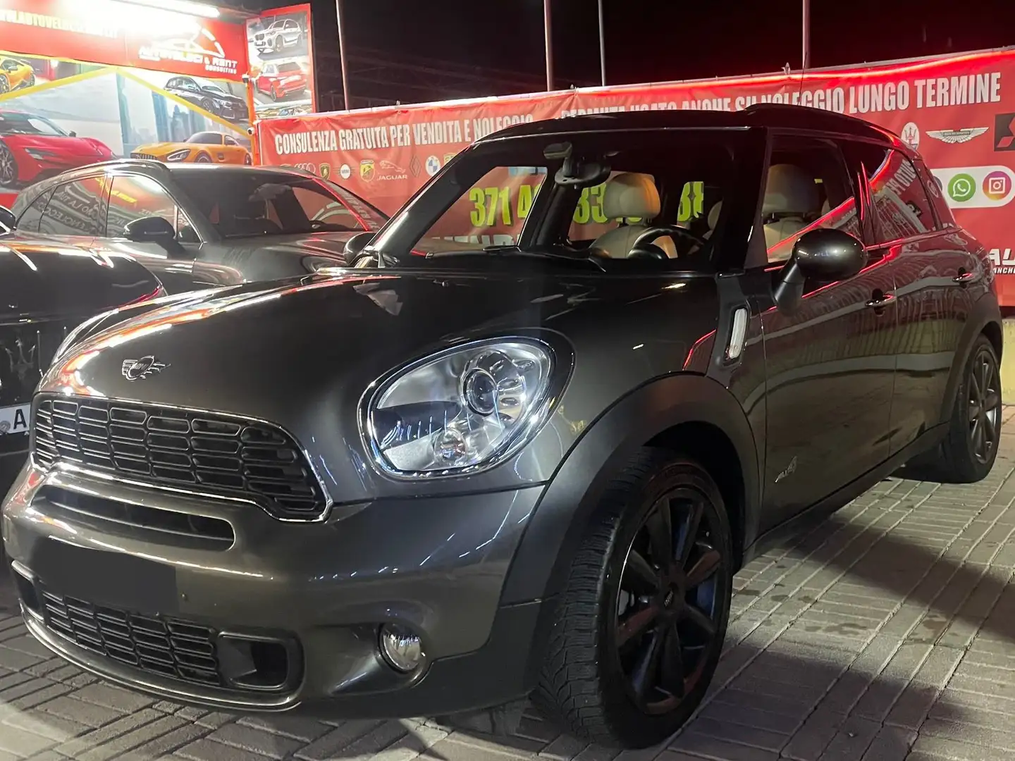 MINI Cooper SD Countryman ALL4 Grijs - 2