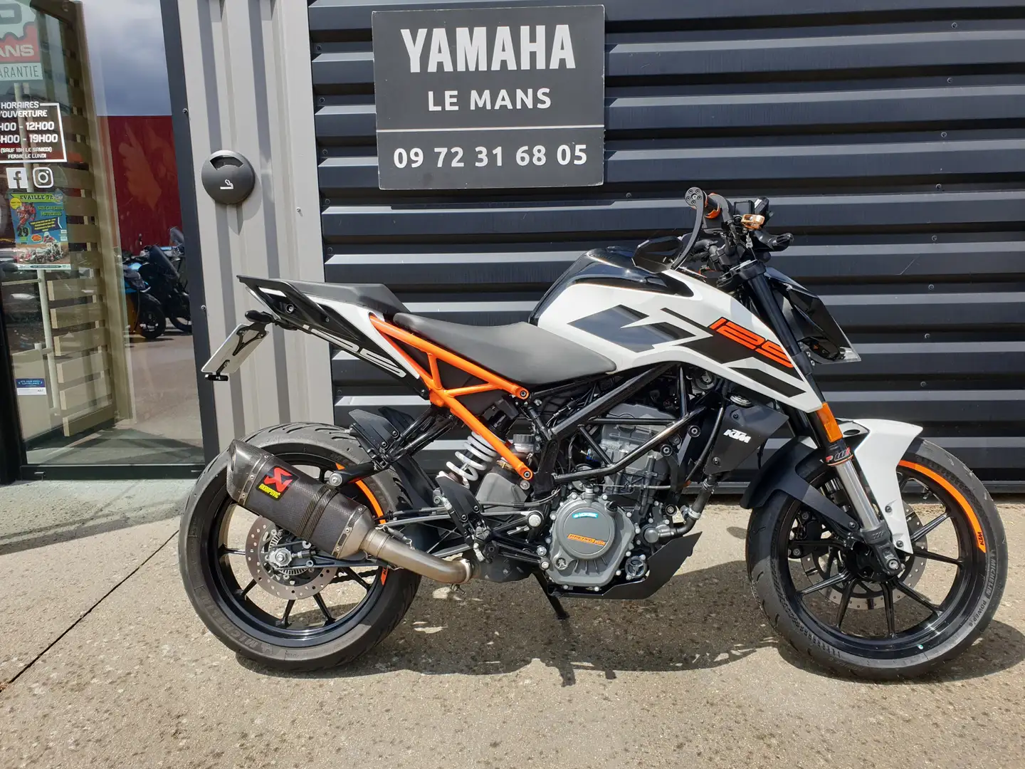 KTM 125 Duke Blanc - 1