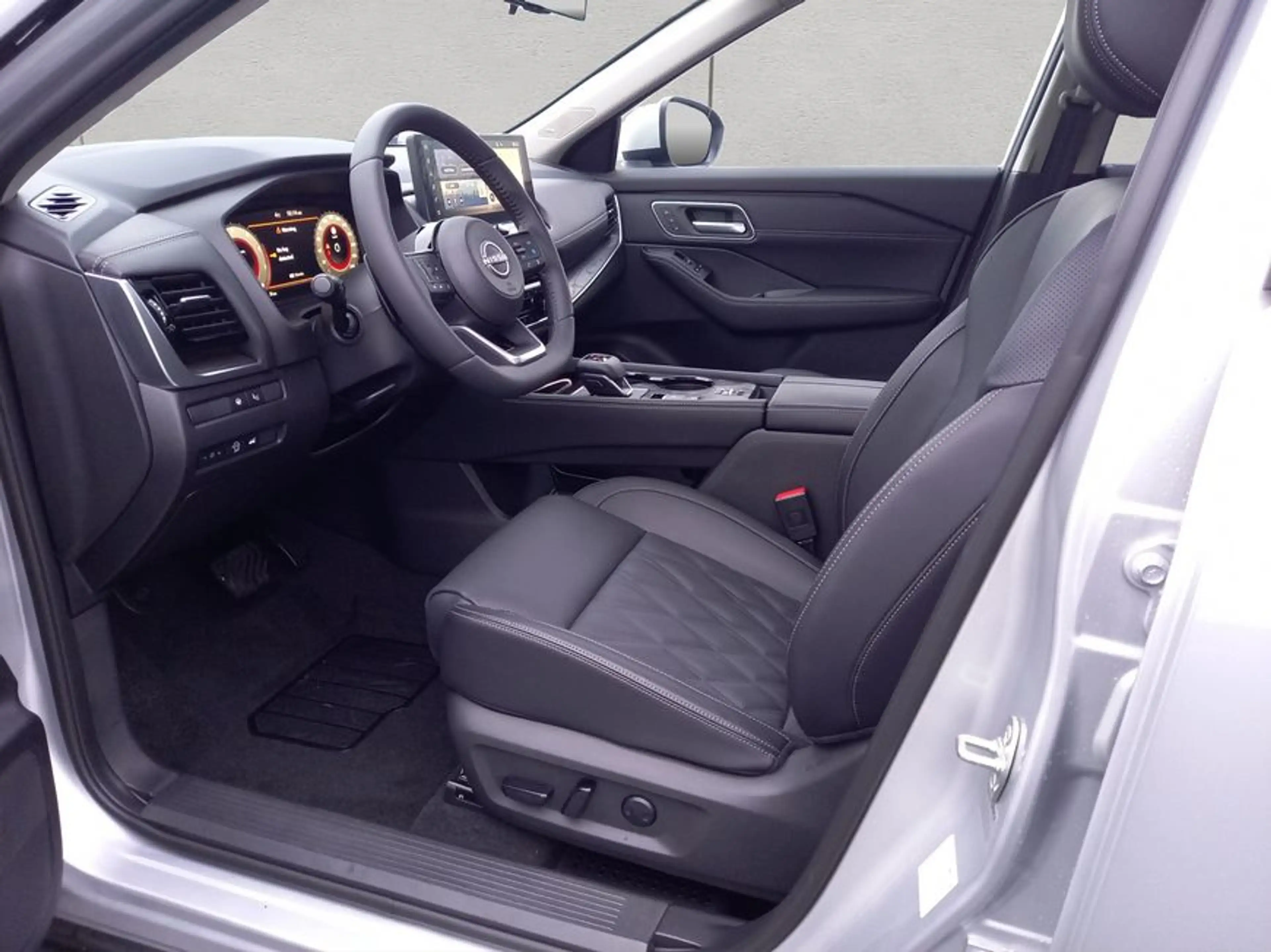 Nissan X-Trail 1.5 VC-T Mild-Hybrid Xtronic Tekna+ 120 kW — photo 9