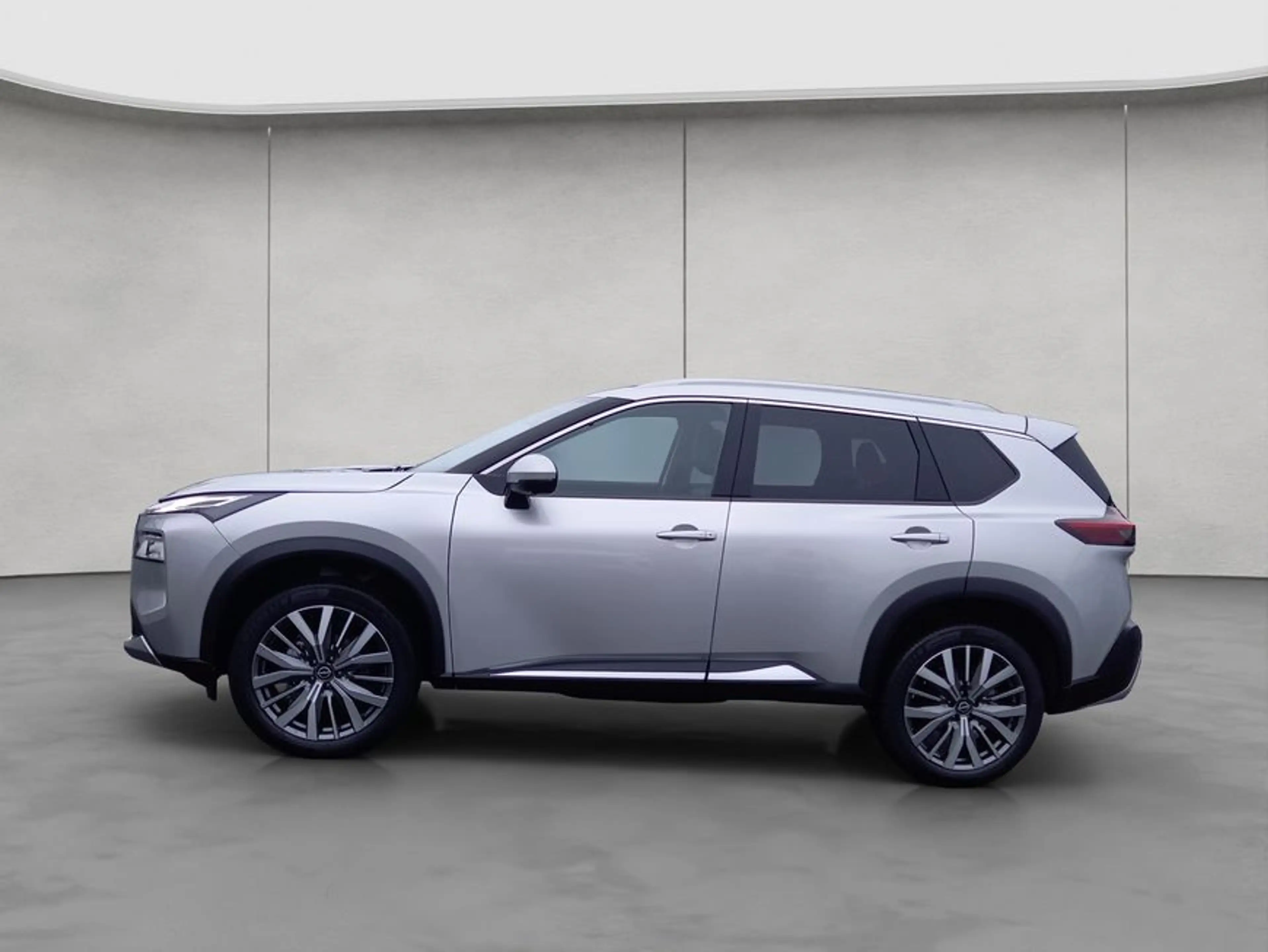 Nissan X-Trail 1.5 VC-T Mild-Hybrid Xtronic Tekna+ 120 kW — photo 2