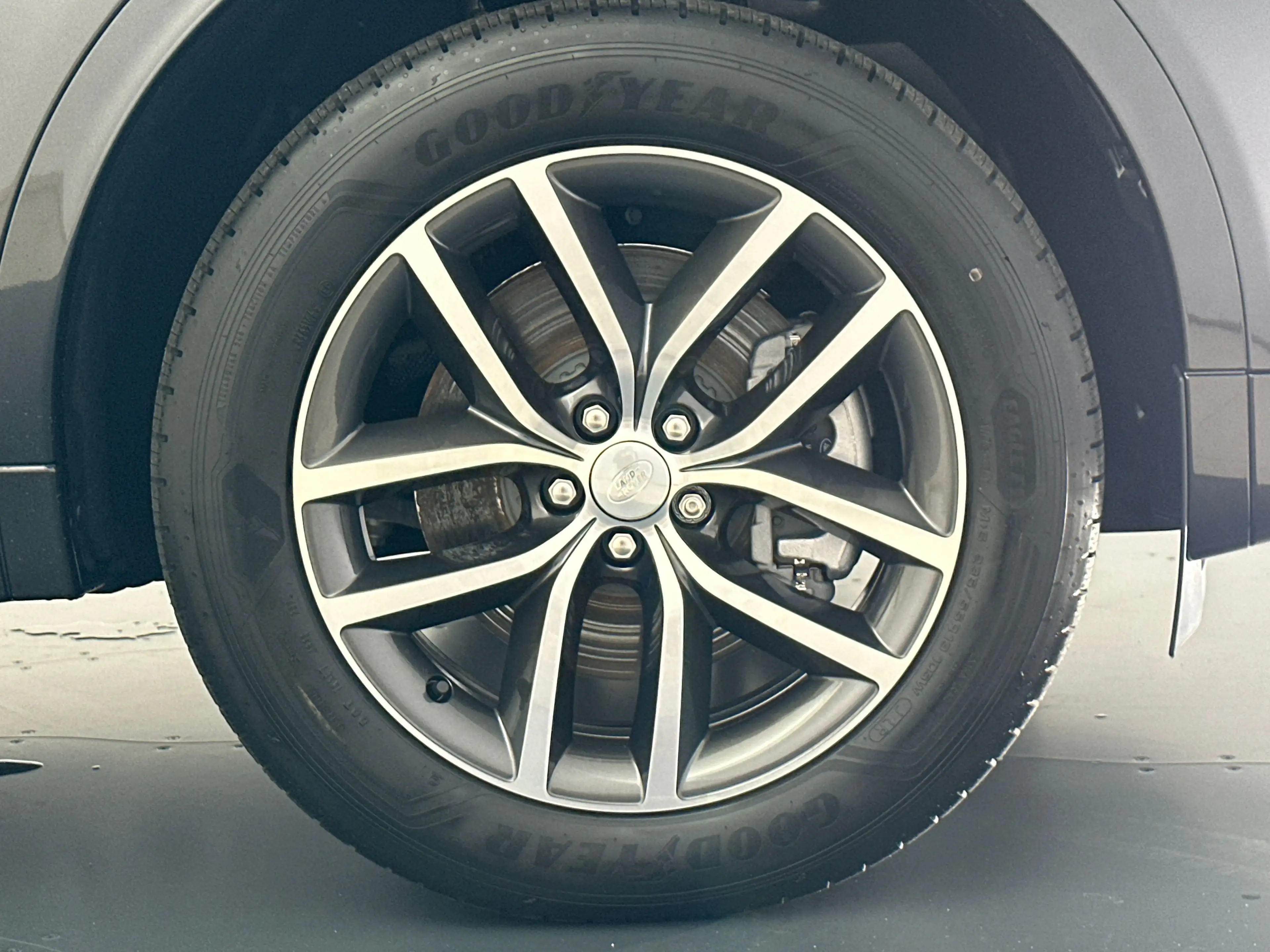 Land Rover Discovery Sport P270e S AWD Auto. — photo 9