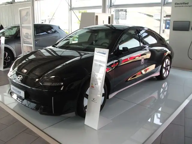 Hyundai IONIQ 6 77,4 kWh UNIQ