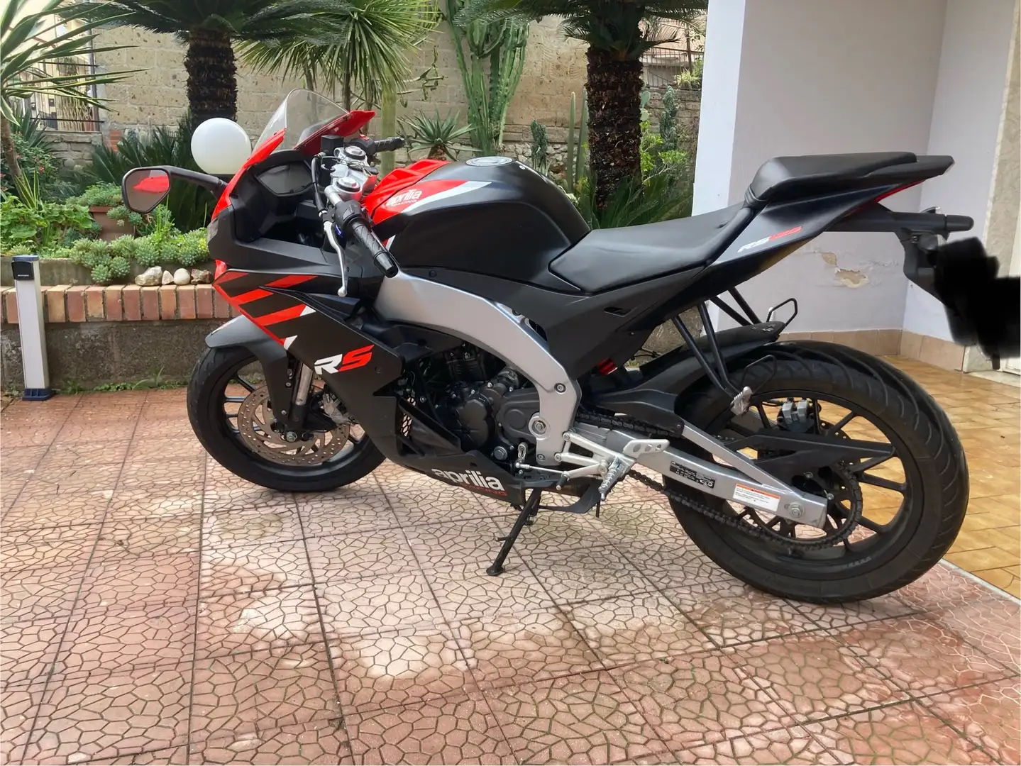 Aprilia RS 125 ABS Rouge - 1