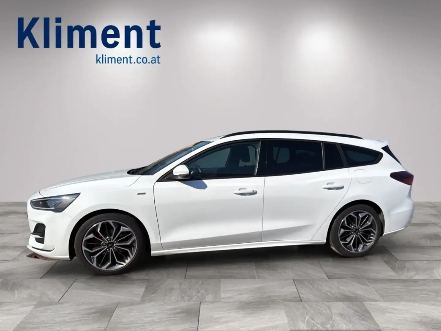 Ford Focus Turnier 1,0 EcoBoost Hybrid ST-Line X Aut. Weiß - 2