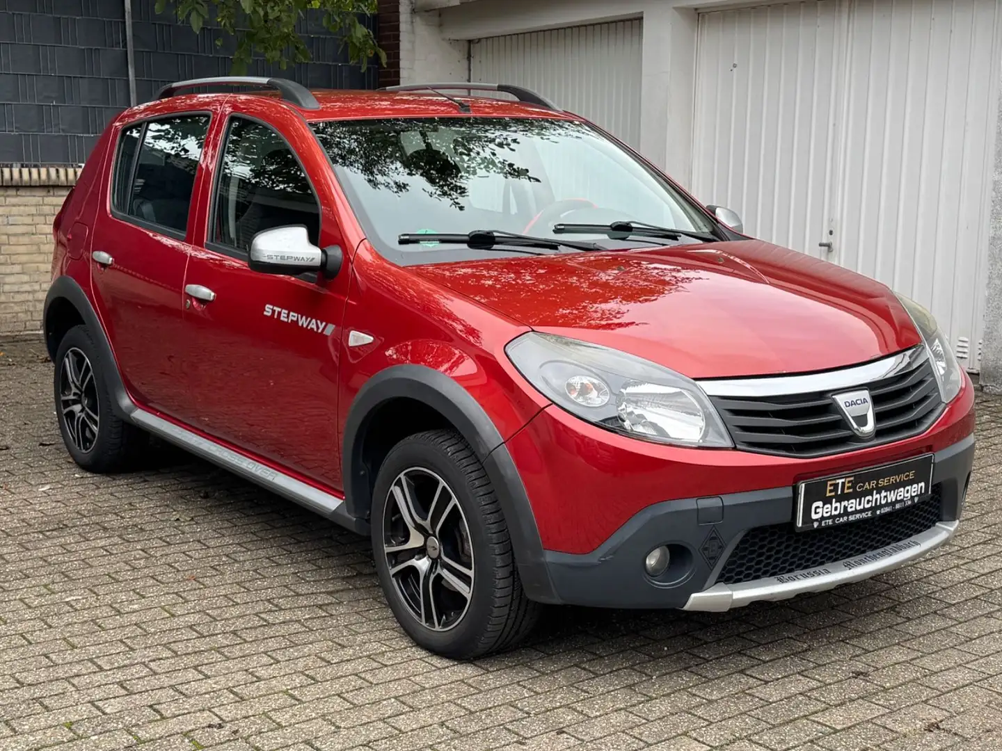 Dacia Sandero Stepway Rot - 1