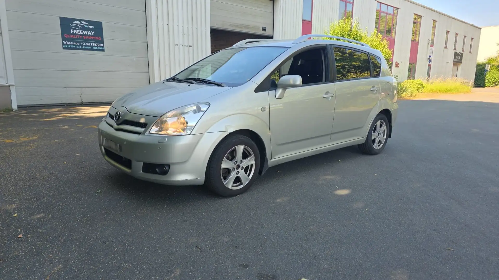 Toyota Corolla Verso 1.6i VVT-i 16 5pl. Gris - 2