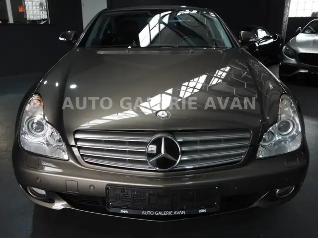 Mercedes-Benz CLS view 6