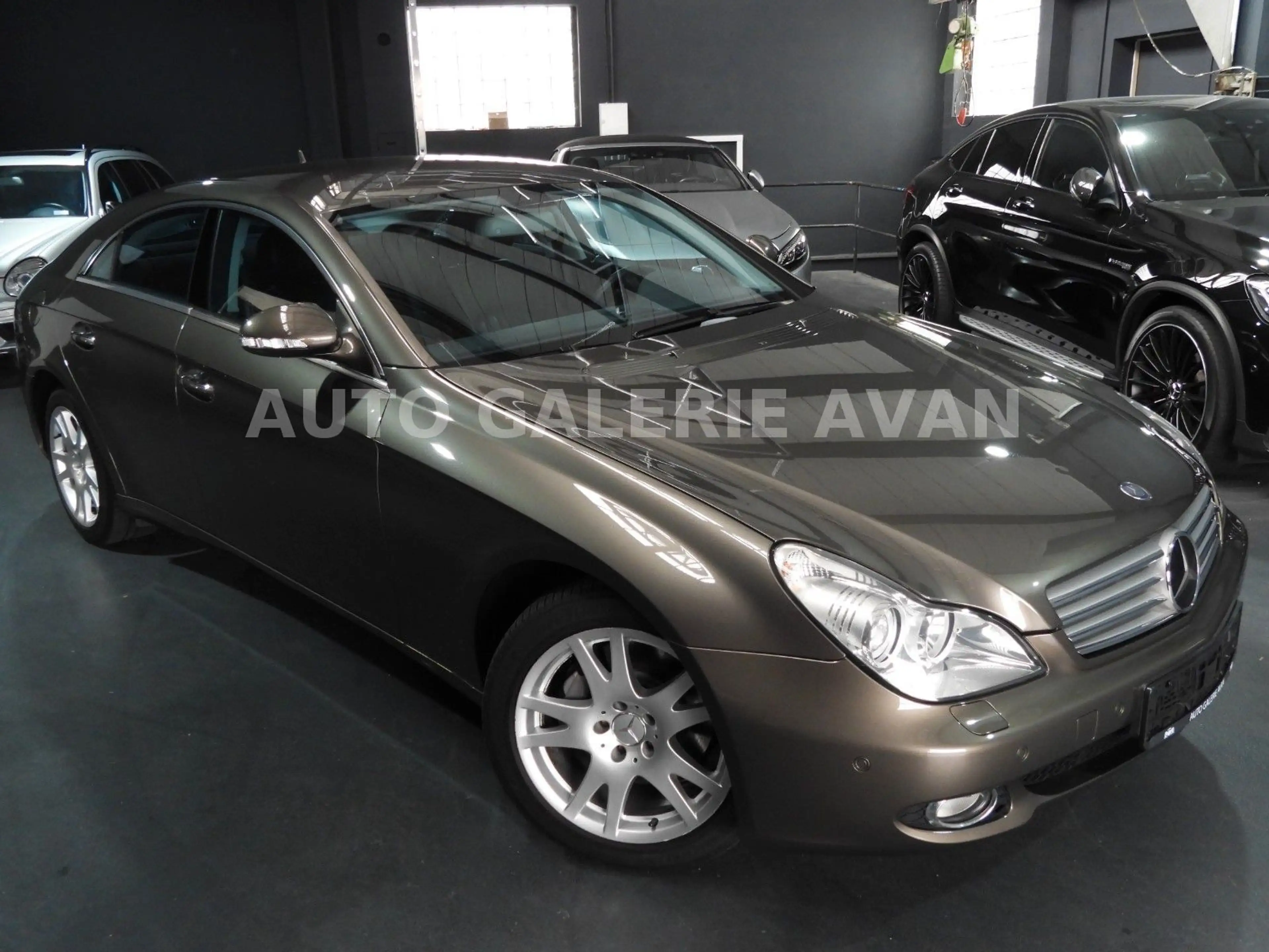 Mercedes-Benz CLS 350 CGI DEUTSCHES FAHRZEUG 1.HAND — photo 3