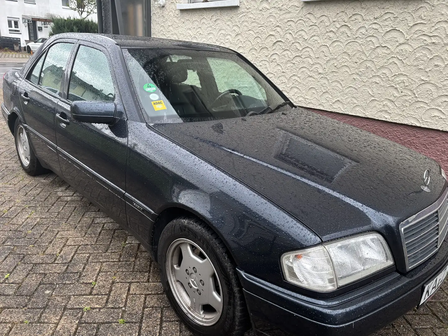 Mercedes-Benz C 200 Automatik**Leder**Oldschool**AHK Noir - 1