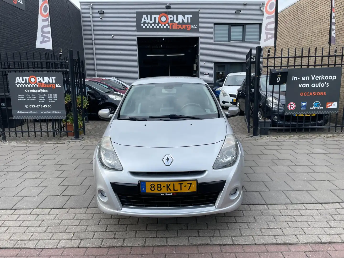 Renault Clio 1.6 GT Sport 3e Eigenaar! Navi Airco PDC NAP APK Grau - 2