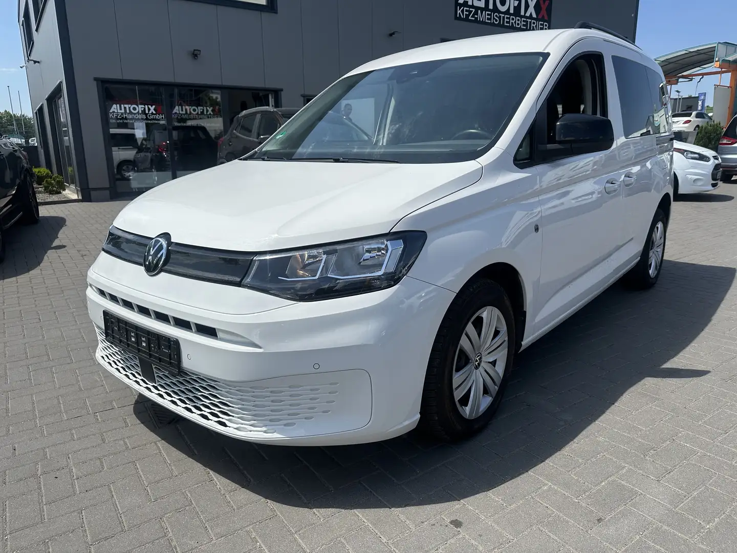 Volkswagen Caddy Basis Blanc - 1