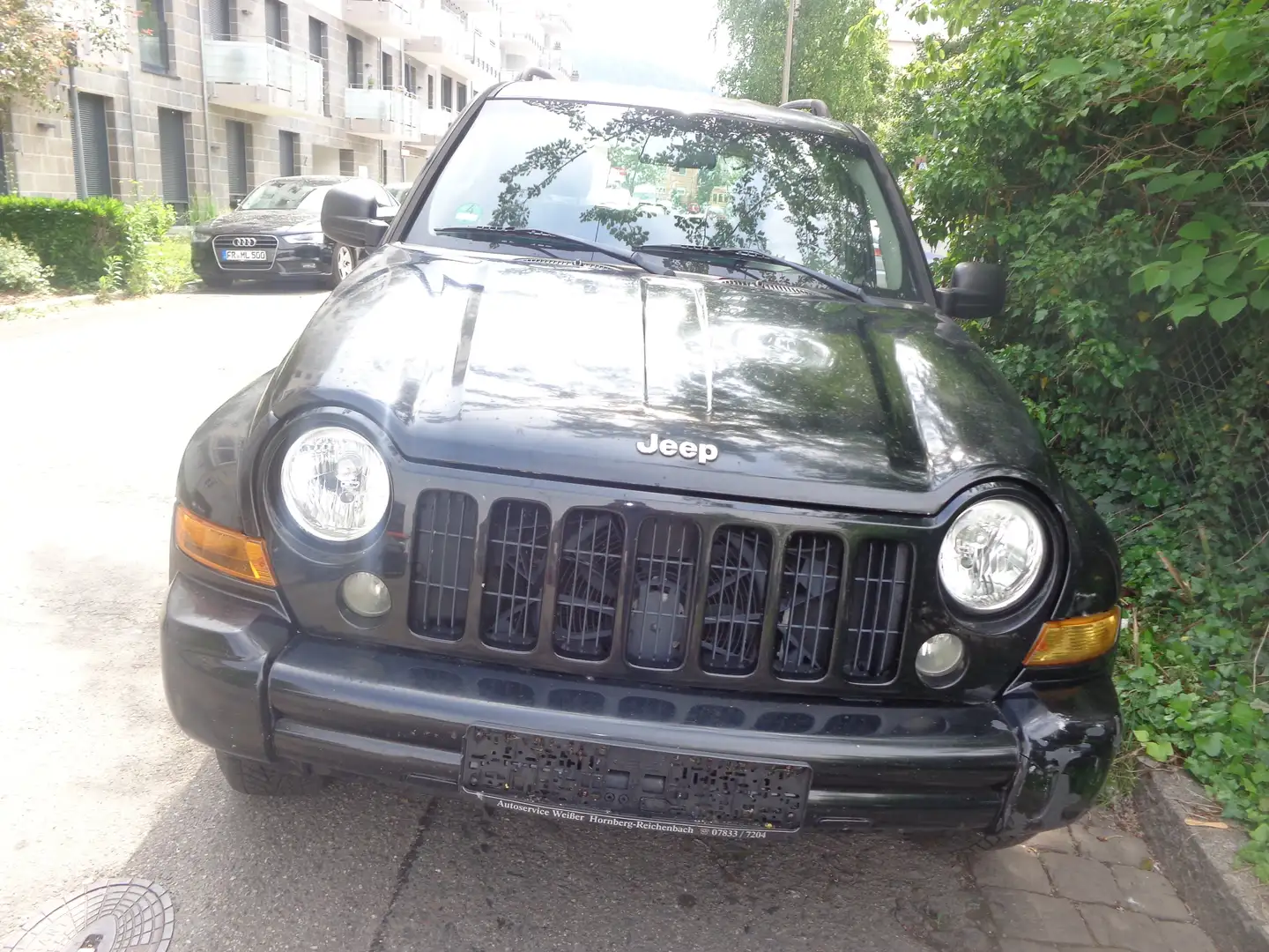 Jeep Cherokee 2.8 CRD 4X4 Чёрный - 1