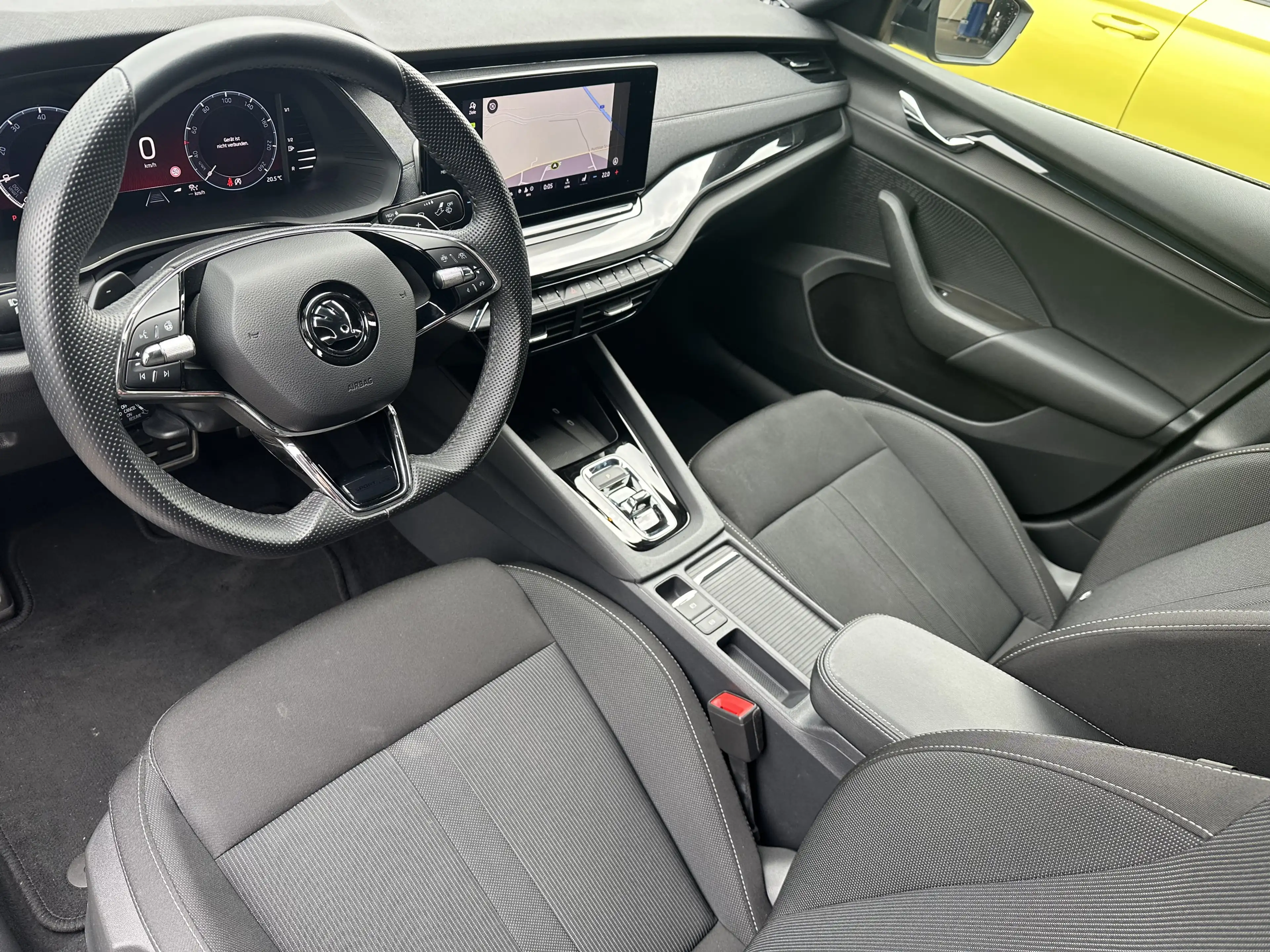 Skoda Octavia 2.0 TDI DSG Sportline NAV+LED+ACC+HU+18ZO+LKRHZG — photo 9
