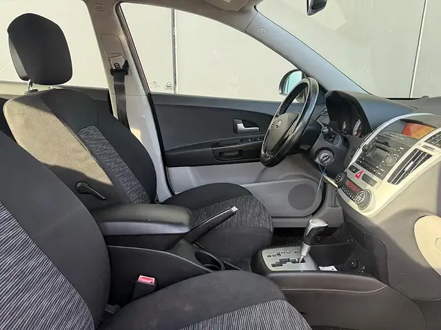 Kia Ceed view 8