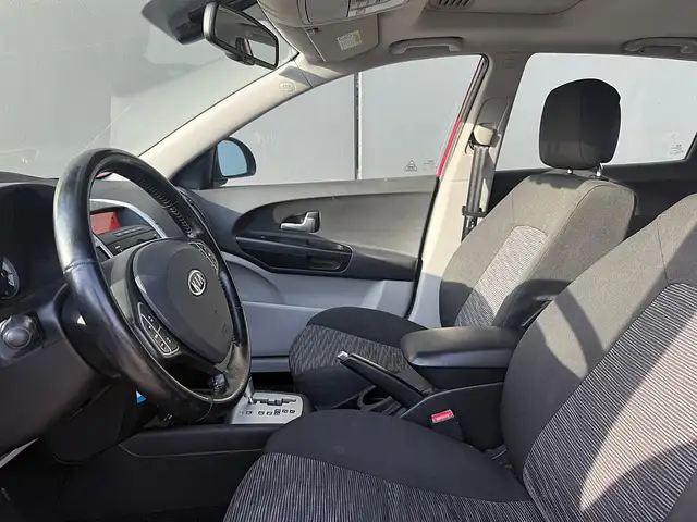 Kia Ceed view 7