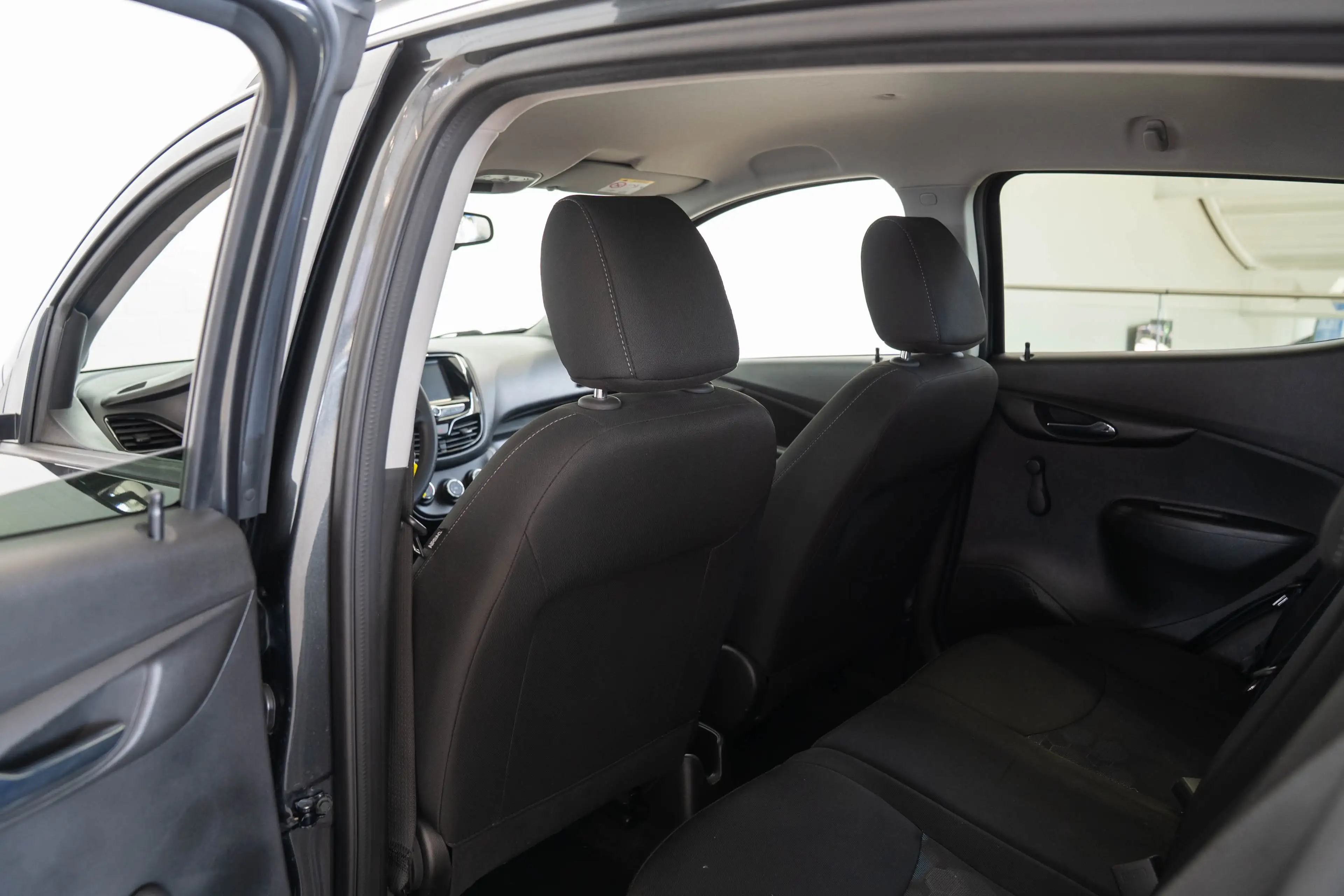 Opel Karl 1.0 Rocks Online Edition | Navigatie | Apple Carpl — photo 9