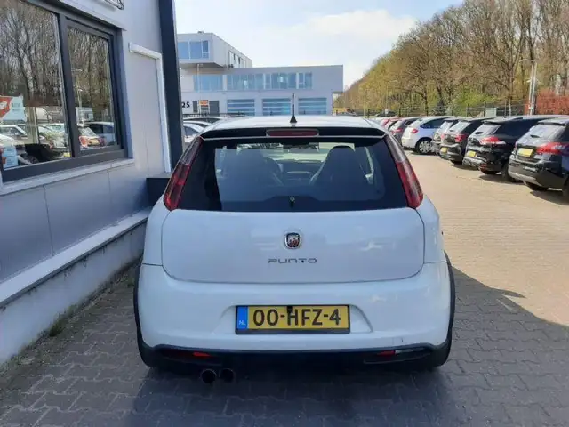 Fiat Grande Punto view 6