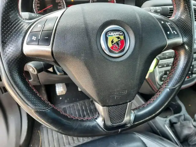 Fiat Grande Punto view 11