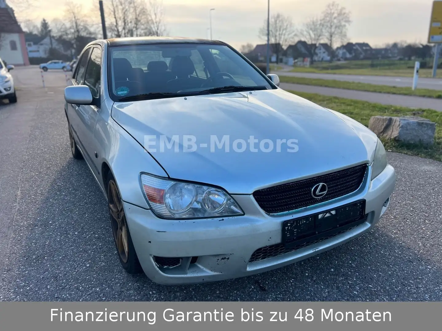 Lexus IS 200 Automatik Plateado - 2