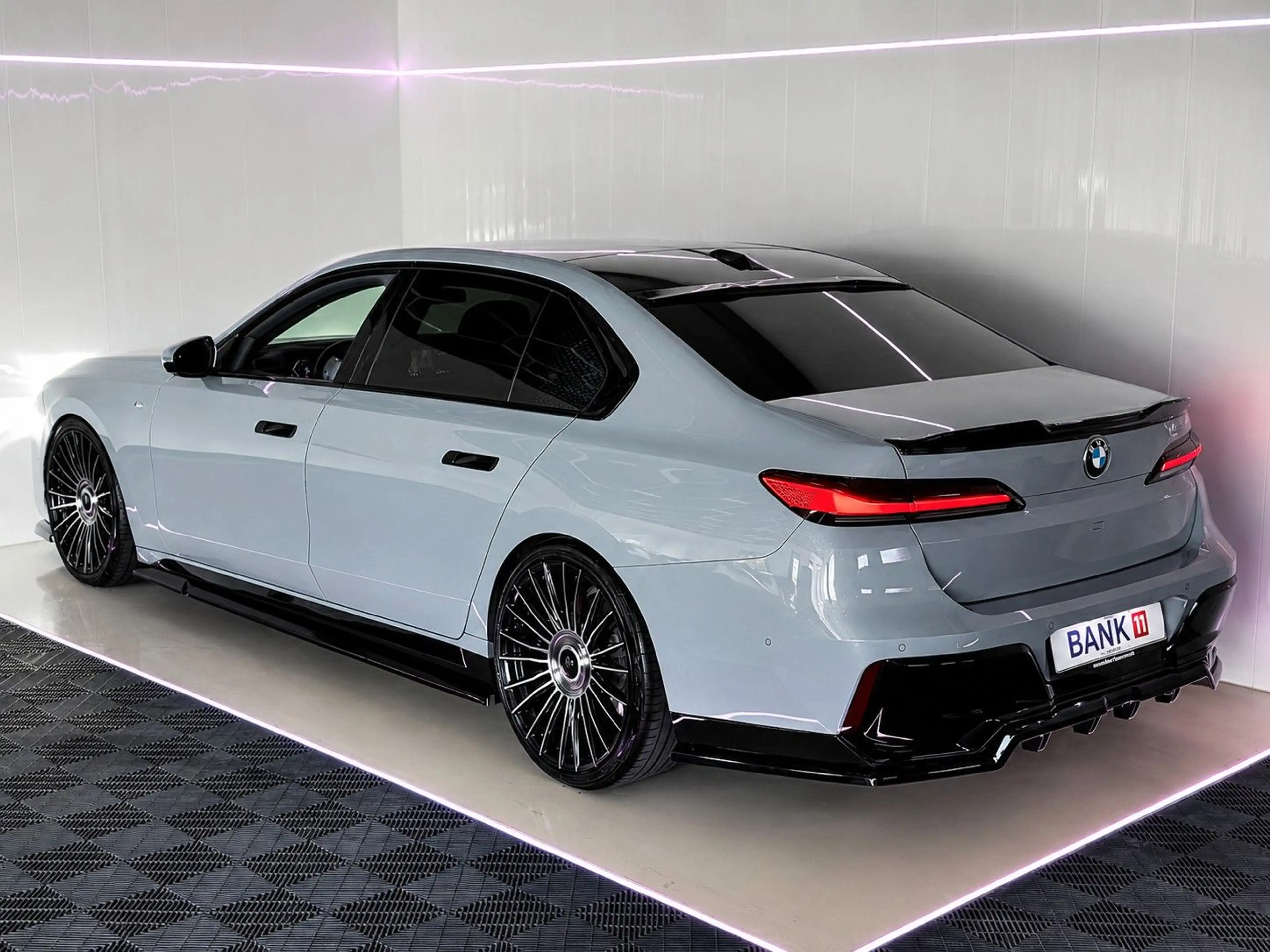 BMW 740 d xDrive M Sport B&O/360/PANO/22*YP/19%MWST — photo 15