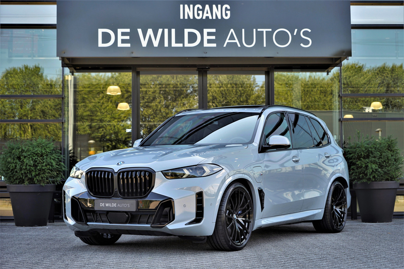 BMW X5 xDrive50e M-sport Pano Trekhaak Massage Stoelventi