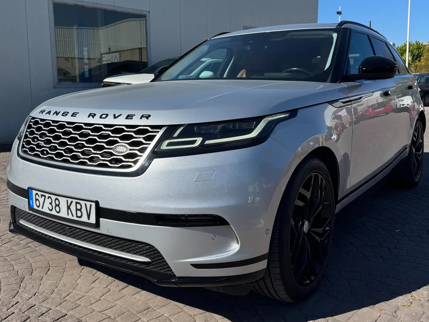 Land Rover Range Rover Velar Range Rover Velar 2.0D SE 4WD Aut. 240 SE Plateado - 2