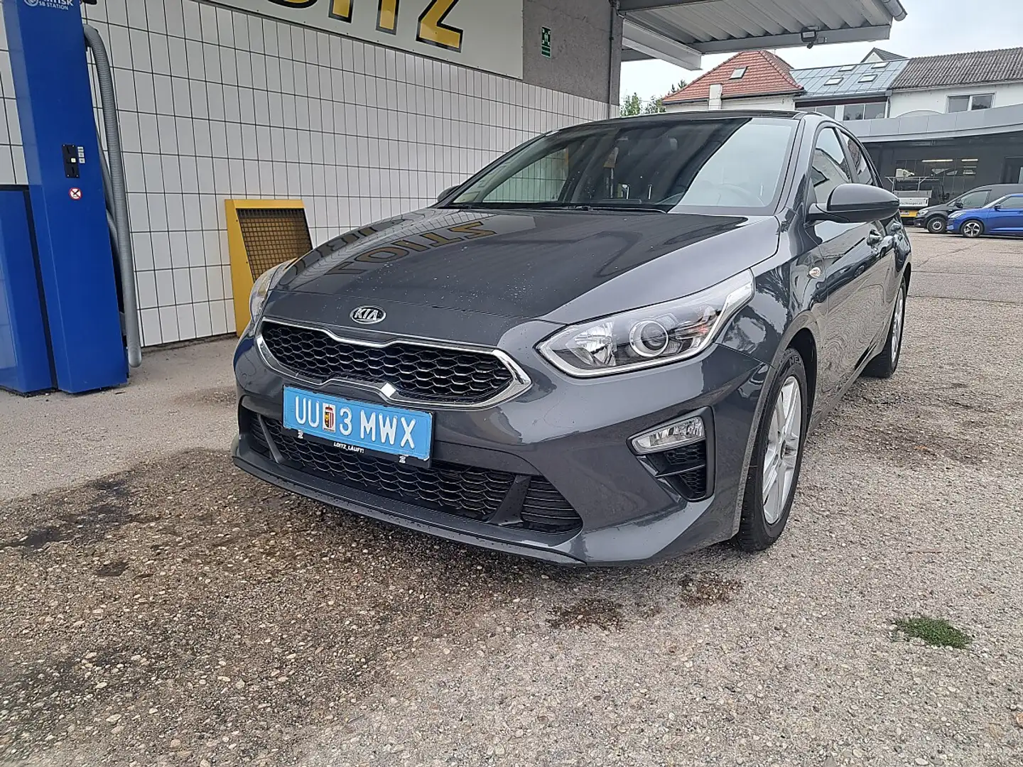 Kia Ceed / cee'd ceed 1,4 MPI GPF Titan Grau - 2