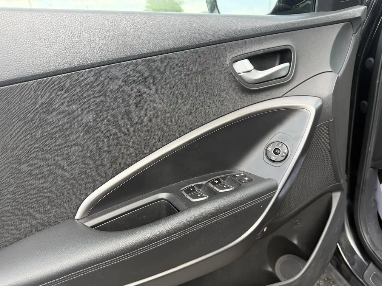 Hyundai SANTA FE снимка Hyundai SANTA FE