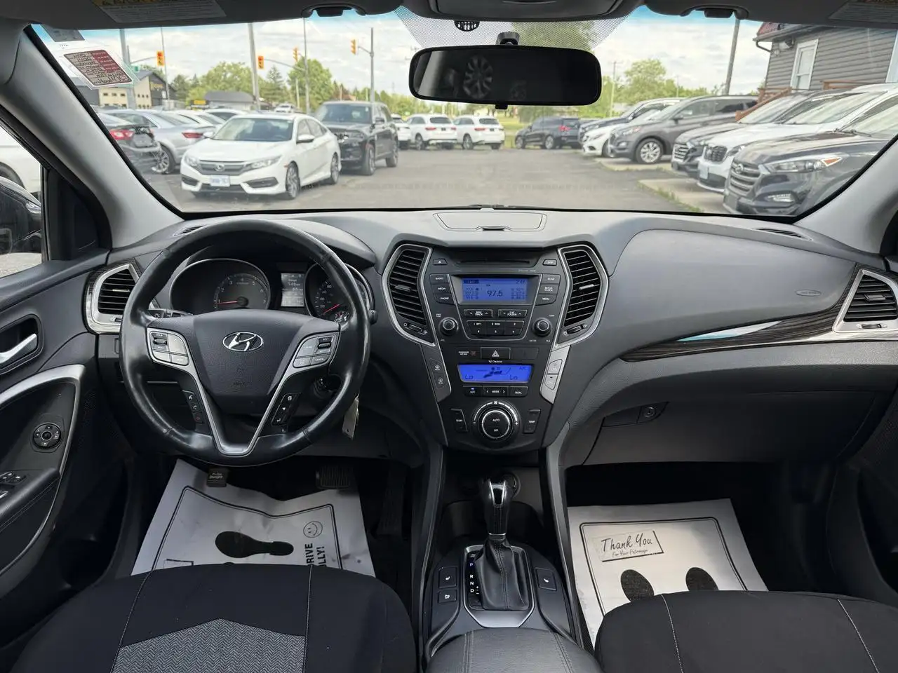 Hyundai SANTA FE снимка Hyundai SANTA FE