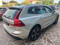 Volvo XC60 B4 AWD GEARTRONIC 197CV MOMENTUM PRO Plateado - thumbnail 17