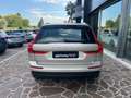 Volvo XC60 B4 AWD GEARTRONIC 197CV MOMENTUM PRO Plateado - thumbnail 12