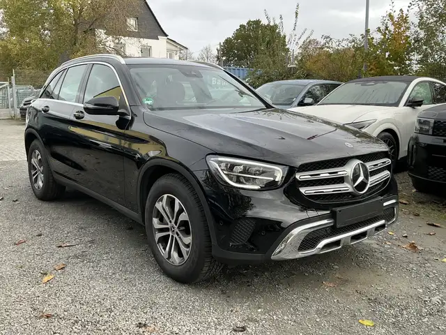 Mercedes-Benz GLC 300 d 4Matic Leder Memory R.Cam AHK SHZ LED