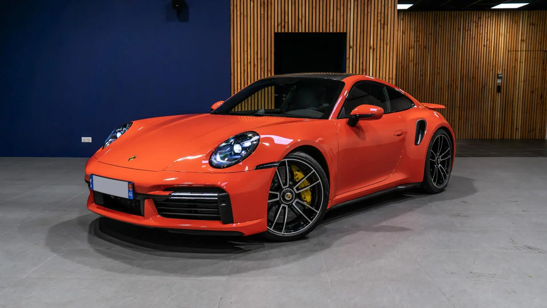 Porsche 911 3.7i - 650 - BV PDK - Start\u0026Stop  TYPE 992 CO Orange - 2