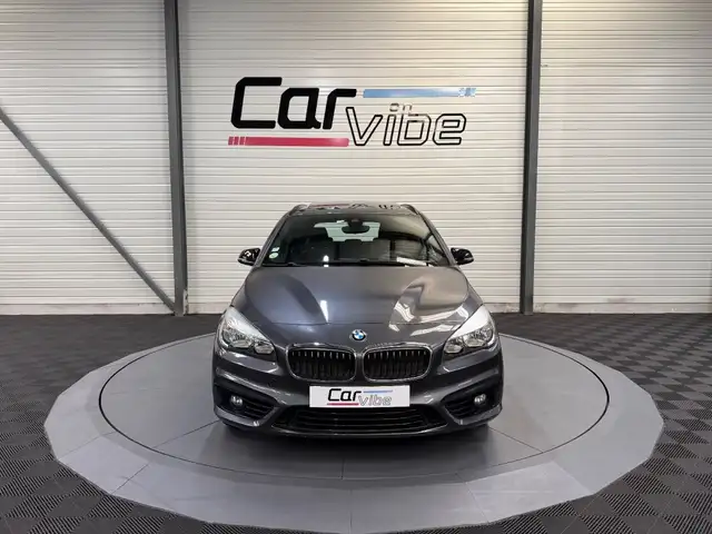 BMW 2 Series view 9