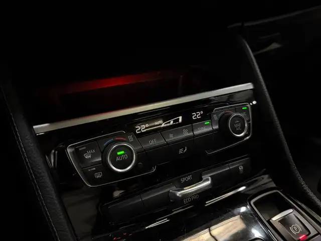 BMW 2 Series view 14