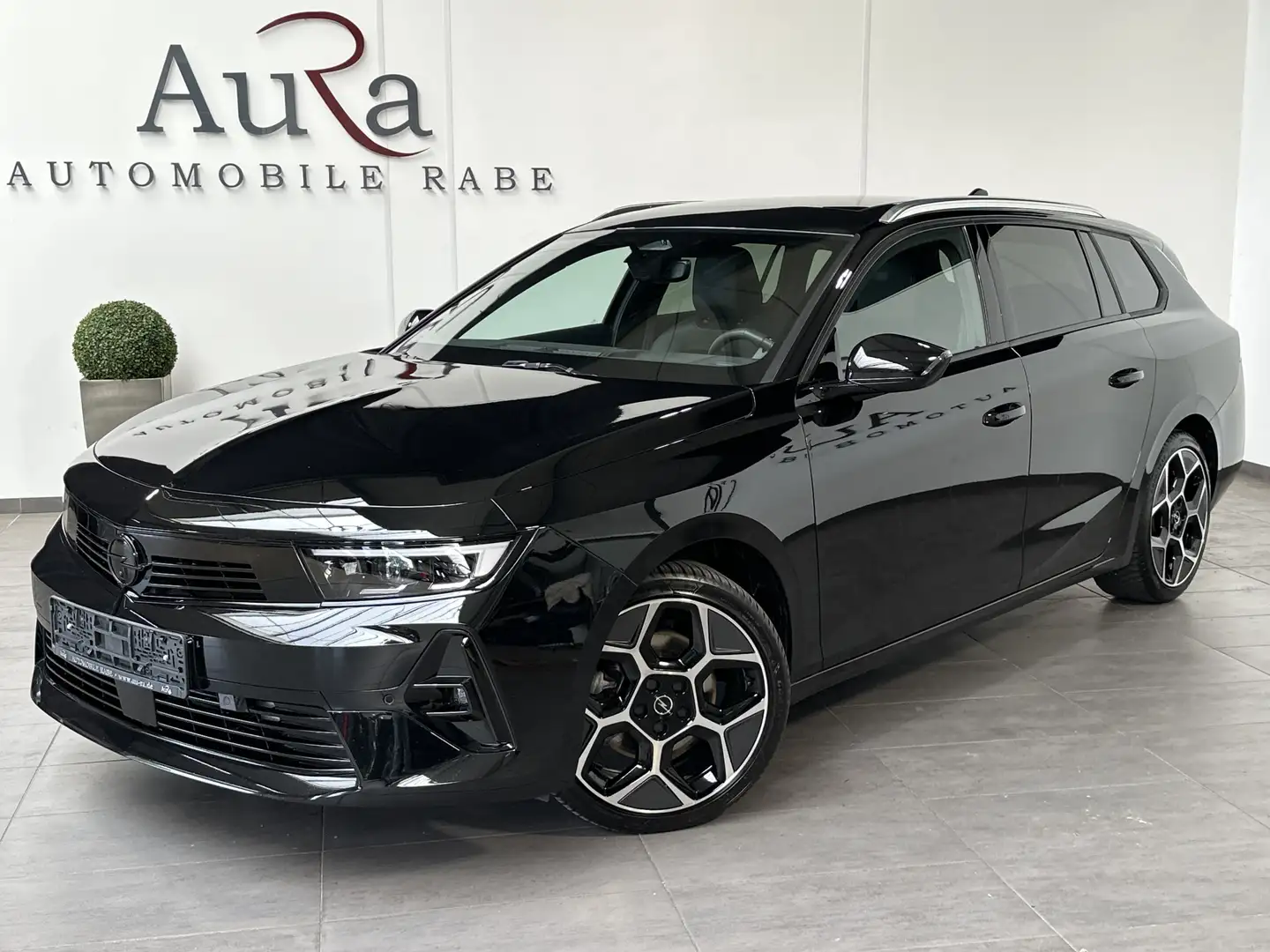 Opel Astra SpT 1.5 D Aut. GS NAV+LED+PANO+18ZOLL+1HD Noir - 2