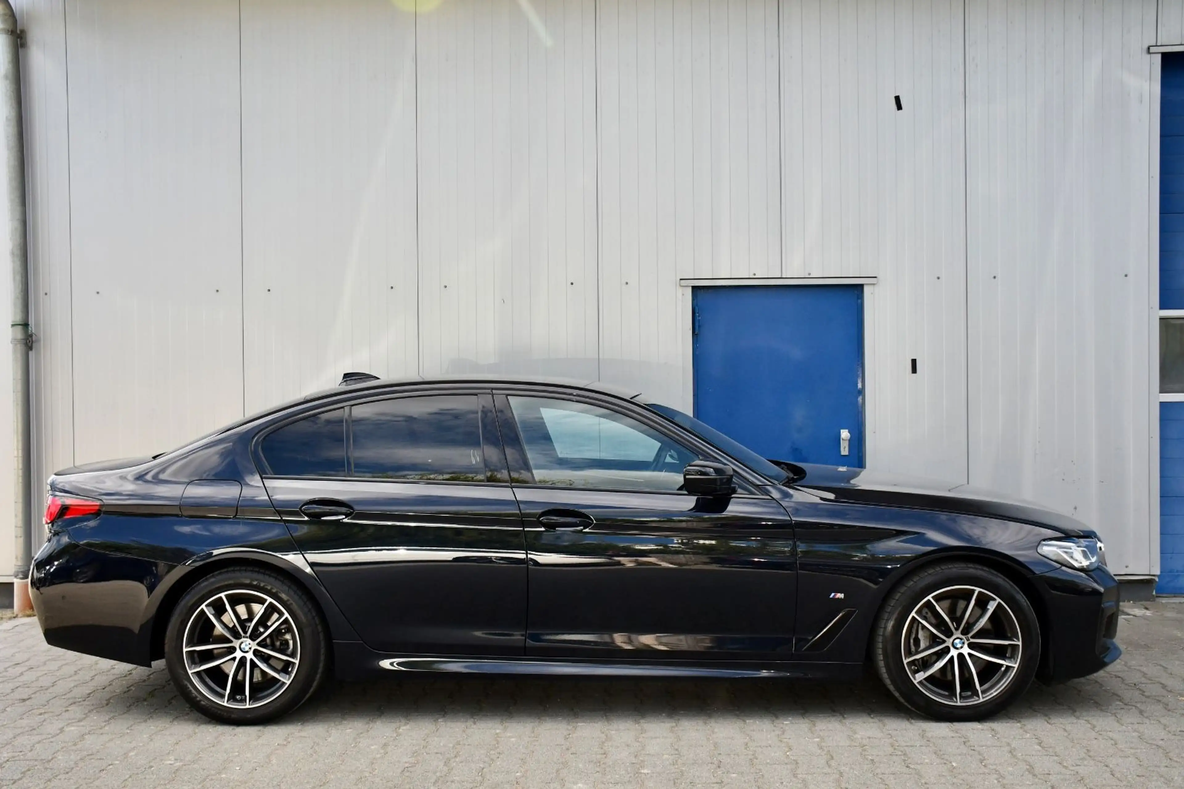 BMW 540 d xDrive M Sport Komfortsitze Laser HeadUp — photo 8