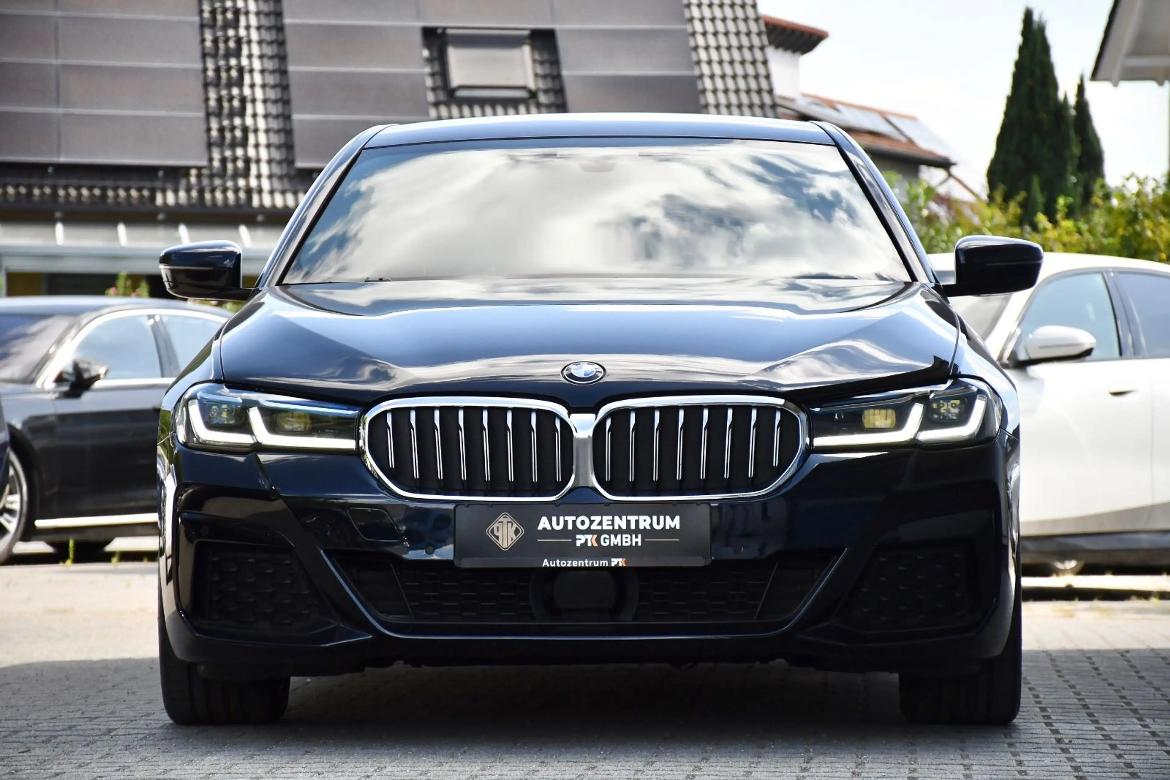 BMW 540 d xDrive M Sport Komfortsitze Laser HeadUp — photo 2