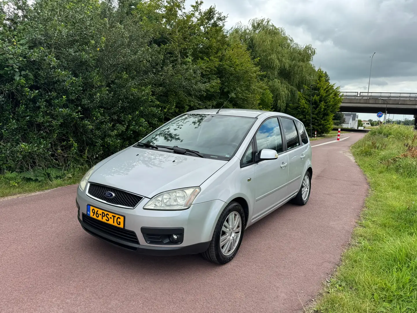 Ford Focus C-Max 1.8-16V Ghia|Koude Airco|NW APK| Gri - 2