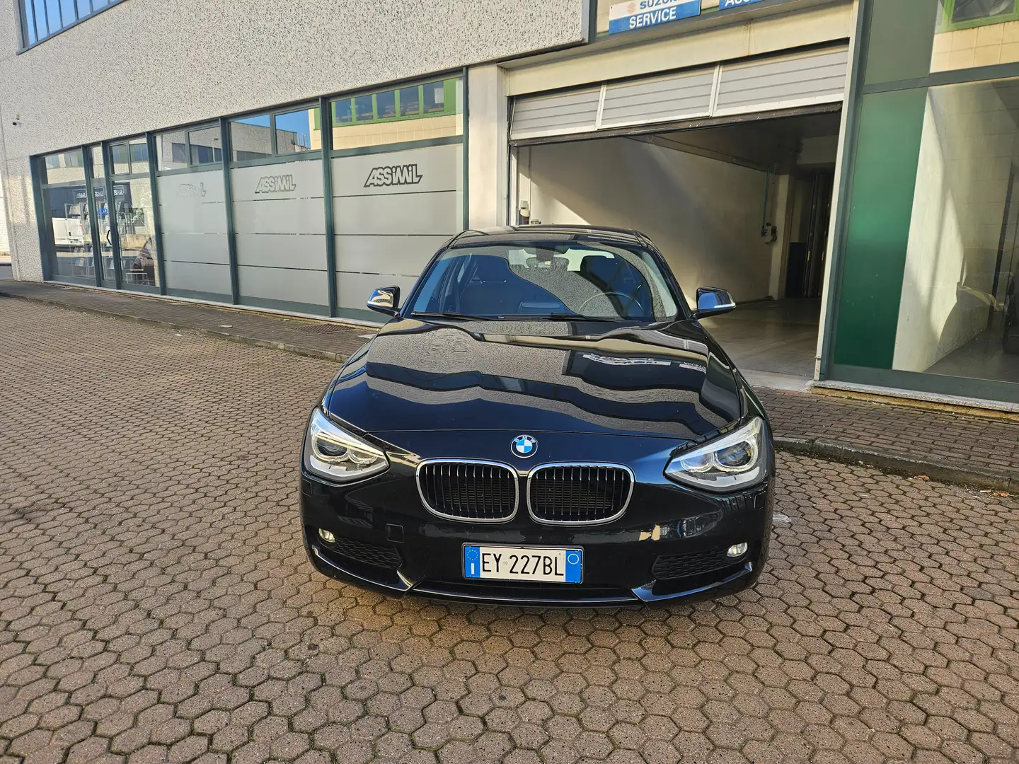 BMW 118 118d 5p Business automatic Nero - 1